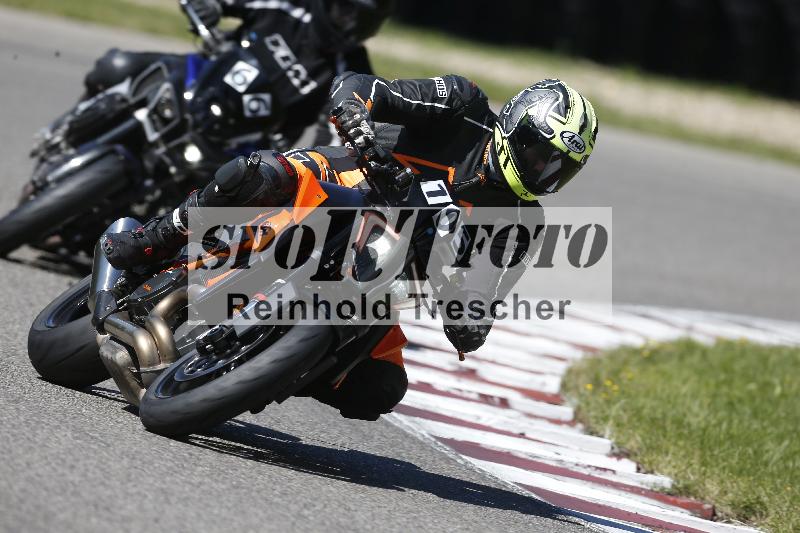 Archiv-2025/48 25.08.2025 Cornu Master School ADR/blau-bleu/105